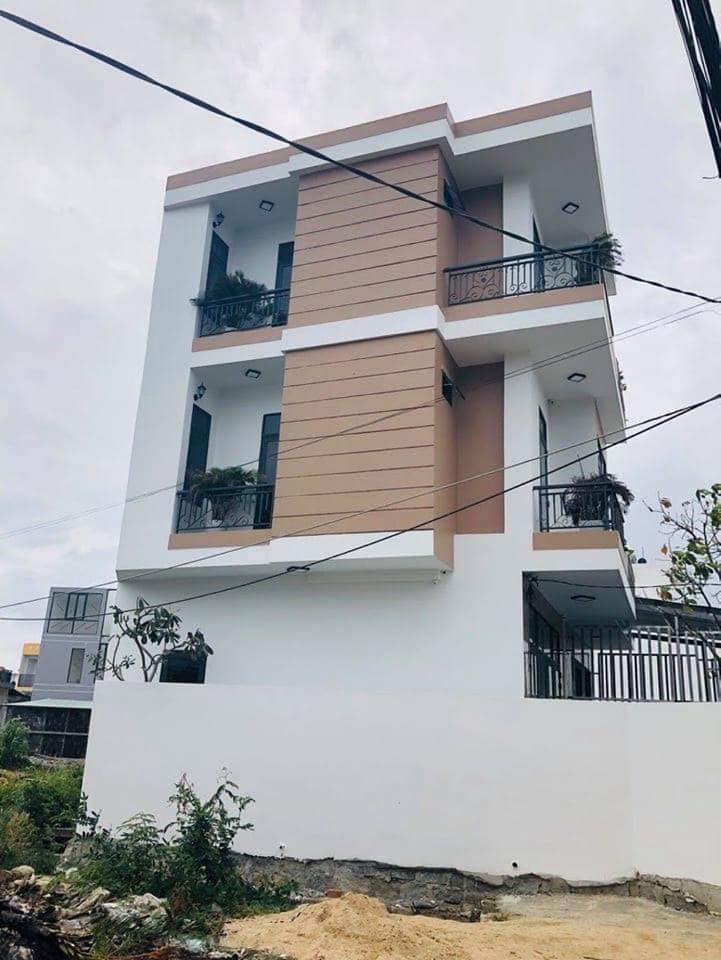 Bán nhà mặt tiền đường Phú Nông Vĩnh Ngọc Giá bán: 3,6tỷ (thương lượng) Diện tích 72,3m