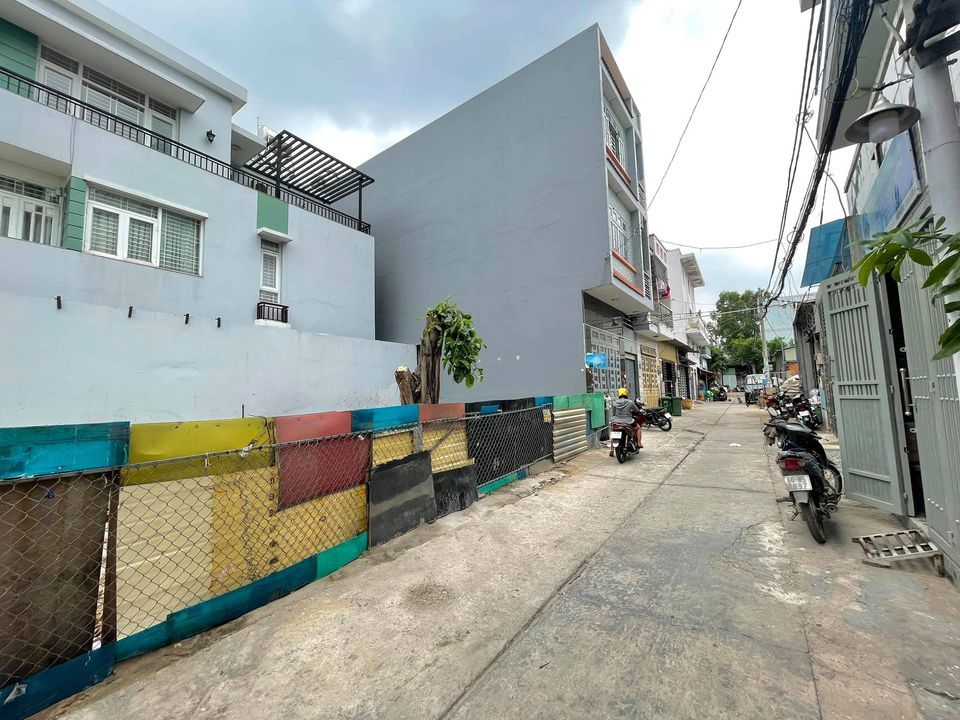 Bán Đất trống hẻm 6m 1/ Mã Lò (BTĐa, B Tân). DT 7m X 8m, xây dựng tự do