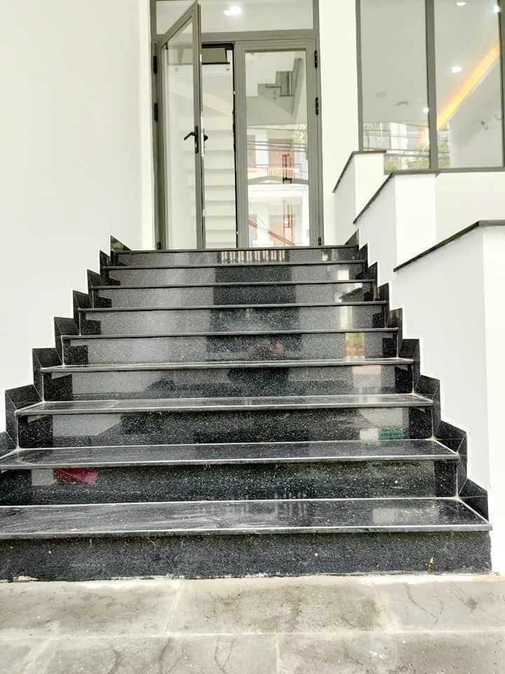 Bán Nhà mặt tiền đường số Tân Quy, QUẬN 7Giá 14,2 tỷ, LH 090.6969.633