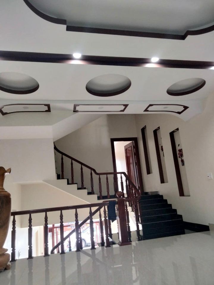 Cần bán gấp nhà 3 tầng tại Lô 10 lk16 đường A6 kosy Diện tích 5x 20m 4p ngủ