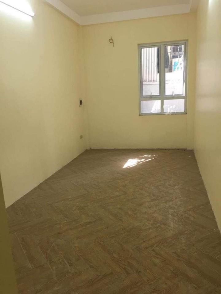 Nhà mới ở ngay Trung Tâm Quận HBT 3,8 tỷ 36m2, 4 tầng Mỗi tầng 1 phòng + WC Nhà mặt ngõ rộng