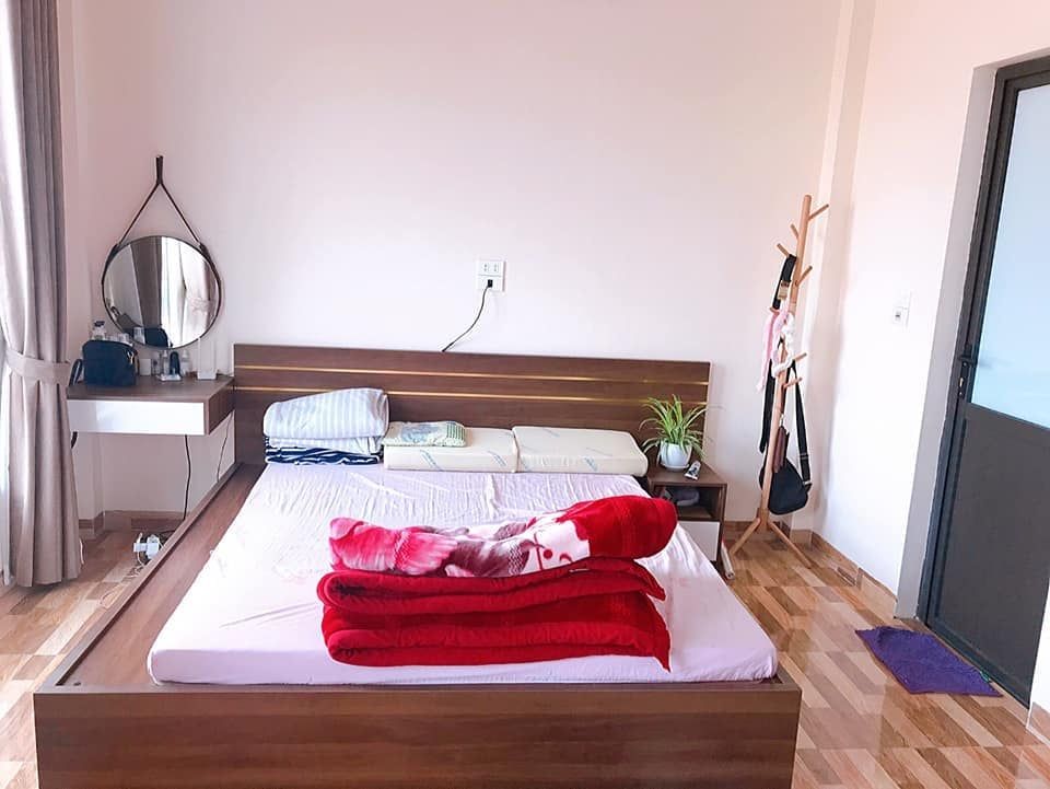 BÁN NHÀ NGUYỄN KHÁNH TOÀN CẦU GIẤY 33Mx5 TẦNG MT 4.5M Ô TÔ CÁCH NHÀ 15M GIÁ NHÍCH 3TỶ