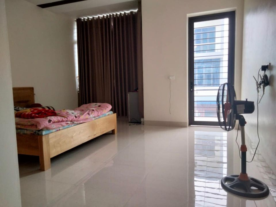 Cần bán gấp nhà 3 tầng tại Lô 10 lk16 đường A6 kosy Diện tích 5x 20m 4p ngủ