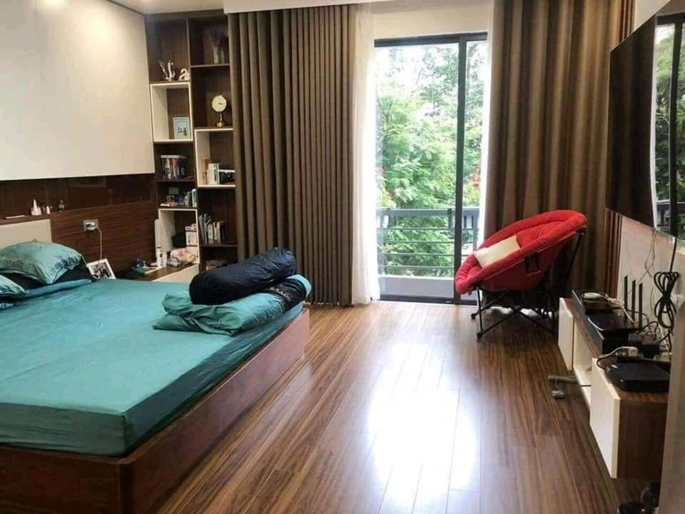Nhà bán phố Quan Nhân 3 tầng thiết kế Tầng 1 phòng khách, bếp, wc Tầng 2+3 mỗi tầng 1 pn