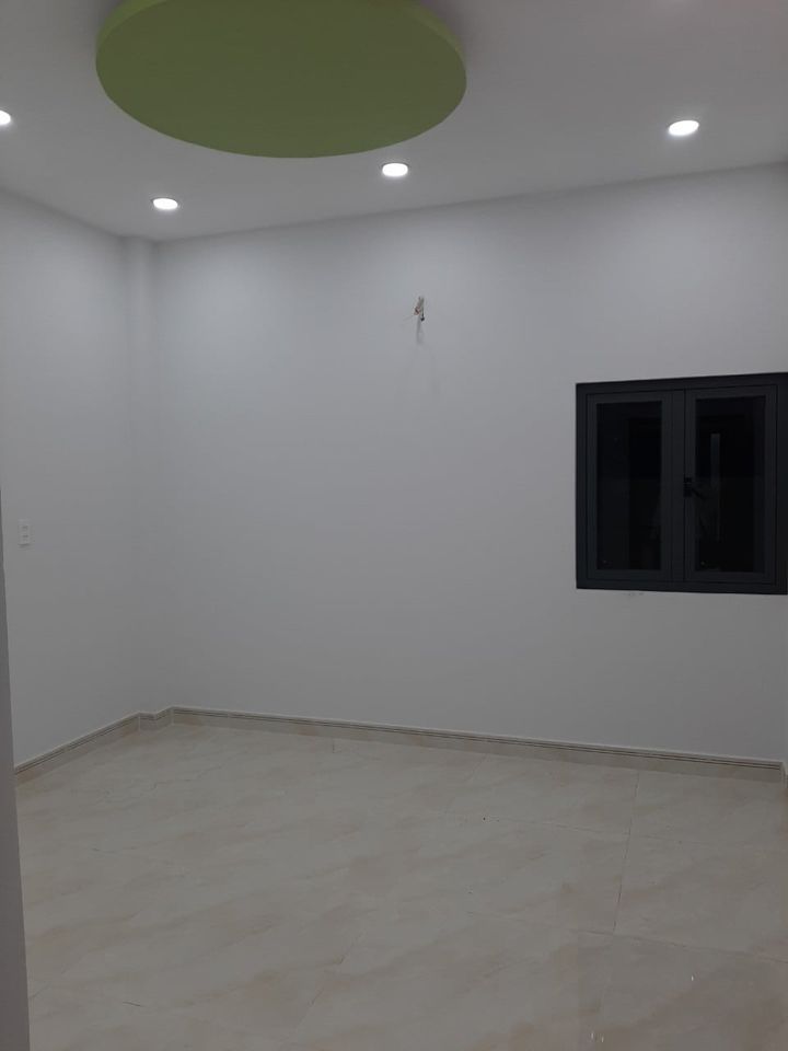 Nhà mới 3 lầu Sân Thượng (5PN,5WC) MT 7m Tọa lạc đường Liên Khu 4-5, Bình Hưng Hòa Bình Tân