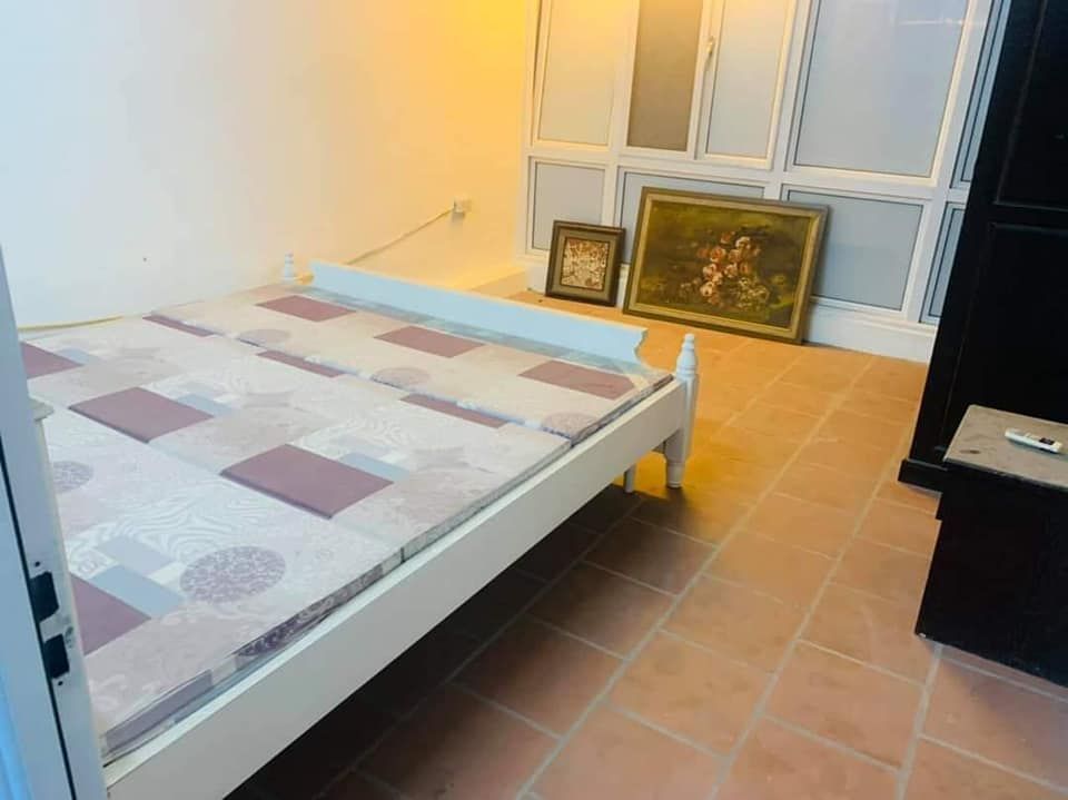 HỒ TÂY LỘNG GIÓ VÀI BƯỚC CHÂN KHÁCH TÂY THUÊ CỰC NHIỀU CẠNH PHỐ ĐI BỘ, CỰC THOÁNG