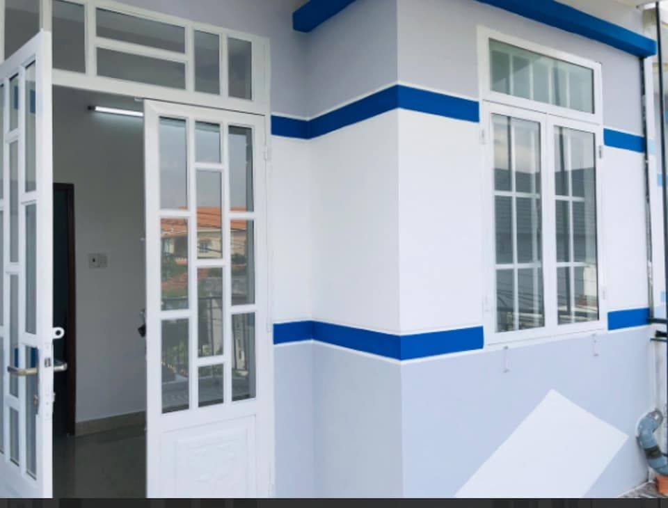 Cần bán gấp căn nhà nằm trên đường Minh Phụng, Phường 9, Quận 6. Nhà mua dọn vào ở được liền