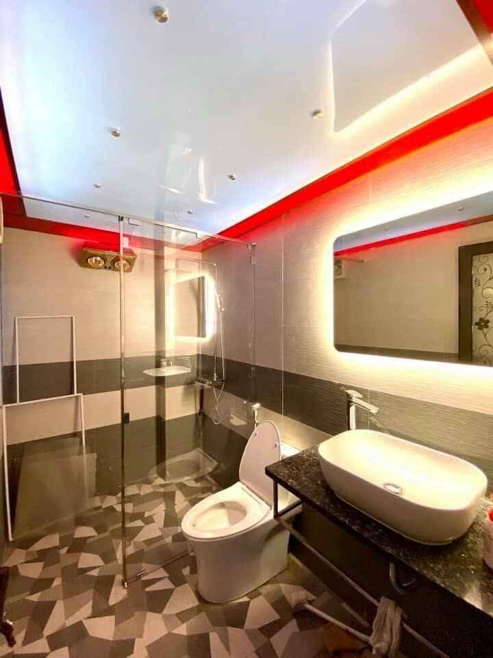 Bán nhà Ngọc Lâm Long Biên view mặt hồ Tai Trâu. Tận hưởng cs trong xanh mát mẻ giữa lòng thủ đô