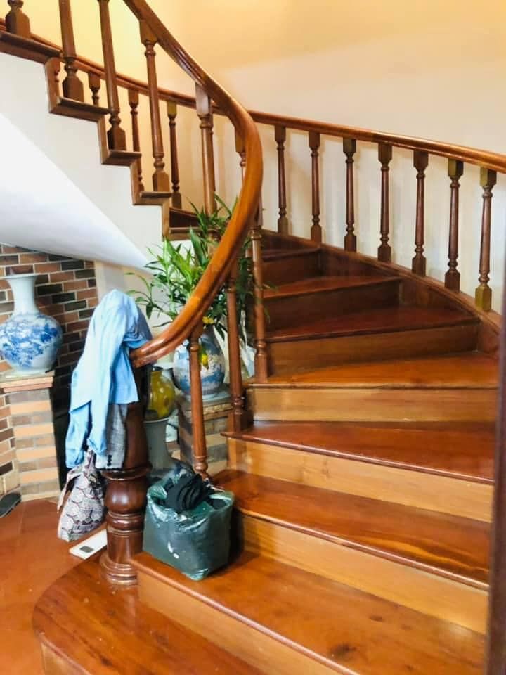 BIỆT THỰ LẠC LONG QUÂN TÂY HỒ CỰC HIẾM CÓ TOẠ LẠC TRÊN CON NGÕ TO NHƯ PHỐ