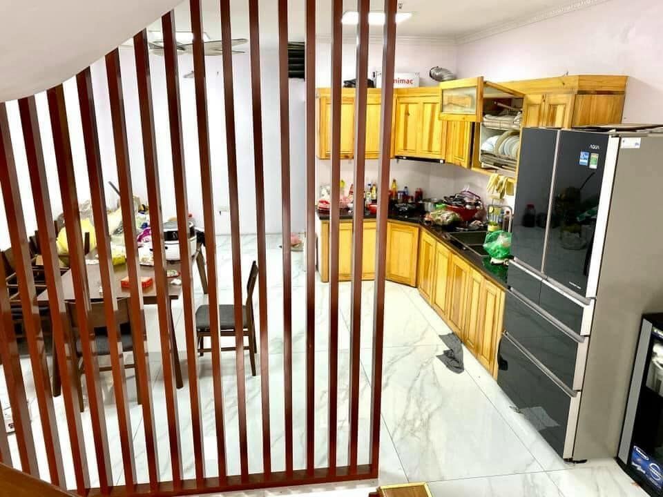 Bán nhà Ngọc Lâm Long Biên view mặt hồ Tai Trâu. Tận hưởng cs trong xanh mát mẻ giữa lòng thủ đô