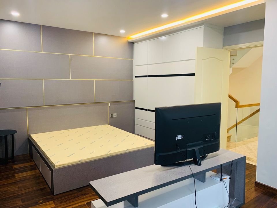 Cho thuê biệt thự view sông Lakeview City, An Phú, Quận 2 Diện tích 8x20m có sân vườn