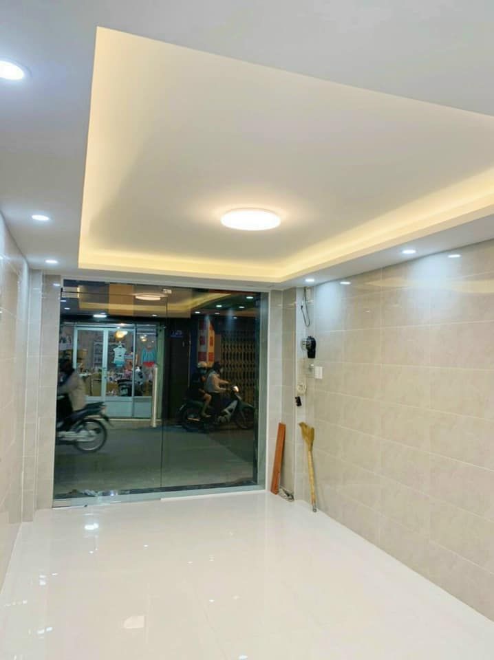 Bán nhà MT đường nguyễn thượng hiền p5 quận phú nhuận