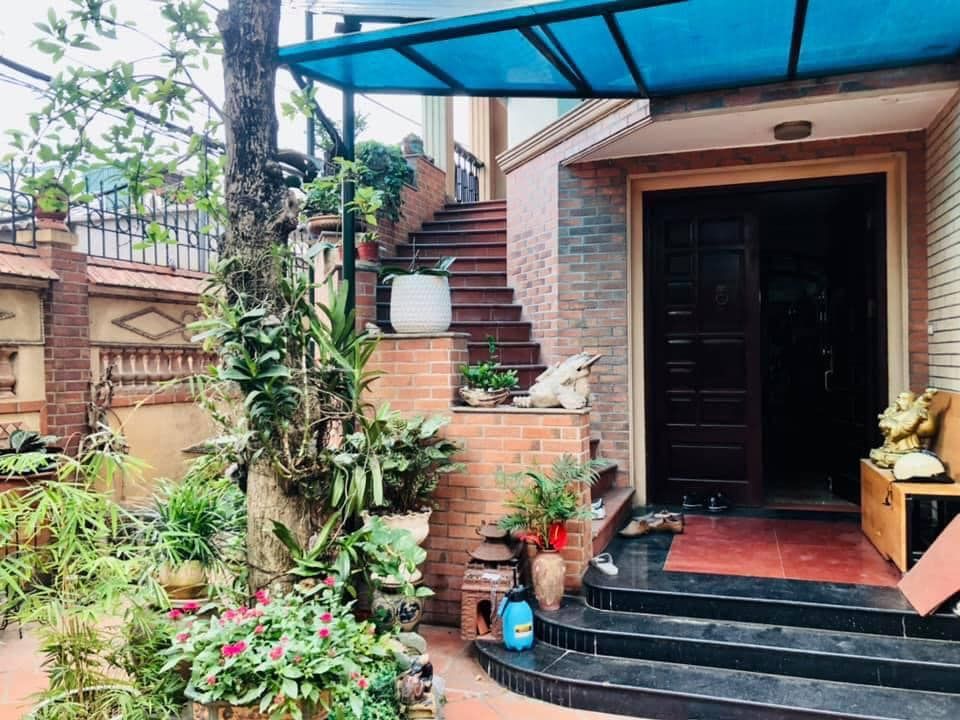 BIỆT THỰ LẠC LONG QUÂN TÂY HỒ CỰC HIẾM CÓ TOẠ LẠC TRÊN CON NGÕ TO NHƯ PHỐ