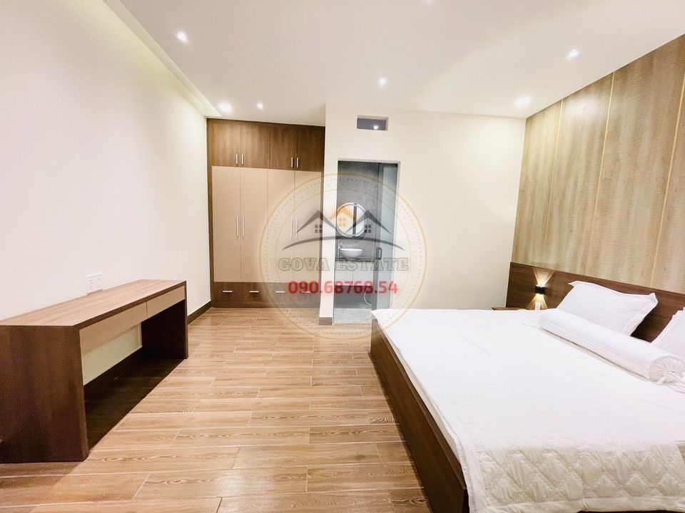 Bán nhà Mặt tiền Gò Vấp 4,5 tấm Cá Sân Đỗ Ô Tô Thiết Kế Hiện Đại