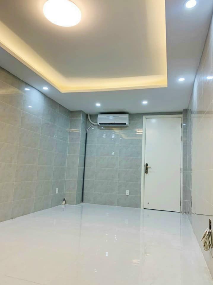 Bán nhà MT đường nguyễn thượng hiền p5 quận phú nhuận