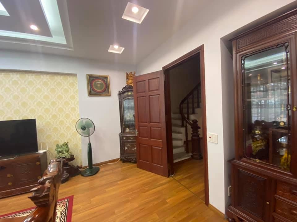 BÁN BIỆT THỰ TÂY HỒ GARA Ô TÔ THANG MÁY SỔ ĐỎ PHÂN LÔ ĐẲNG CẤP GIỚI THƯỢNG LƯU.