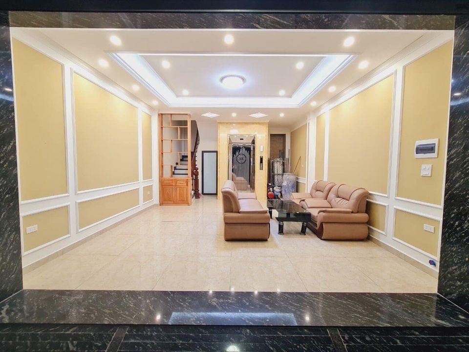 CHÍNH CHỦ CẦN BÁN NHÀ PHỐ TRUNG KÍNH CẦU GIẤY XÂY MỚI 7T KHU PHÂN LÔ QUÂN ĐỘI CẦU THANG MÁY