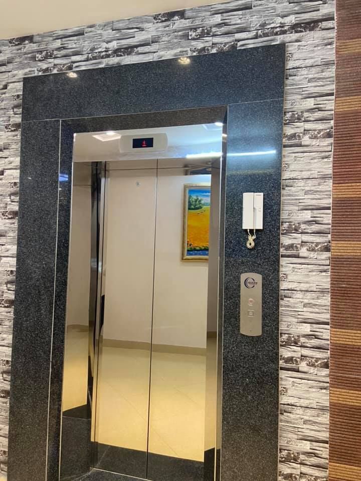BÁN BIỆT THỰ TÂY HỒ GARA Ô TÔ THANG MÁY SỔ ĐỎ PHÂN LÔ ĐẲNG CẤP GIỚI THƯỢNG LƯU.
