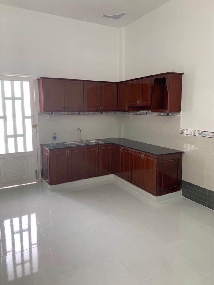 BÁN NHÀ 1 TRỆT 1 LẦU ĐƯỜNG ĐINH ĐỨC THIỆN CÁCH CHỢ BÌNH CHÁNH 5 PHÚT nhà có 4 phòng ngủ 2 toilet