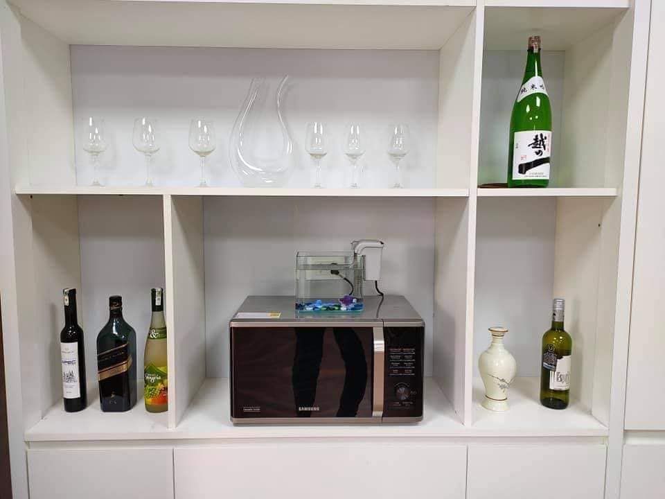 Bán căn hộ dịch vụ cao cấp tại Đồng Me Nam Từ Liêm Dt 85m2 x 7 Tầng mặt tiền 5m Giá 13.9 tỷ