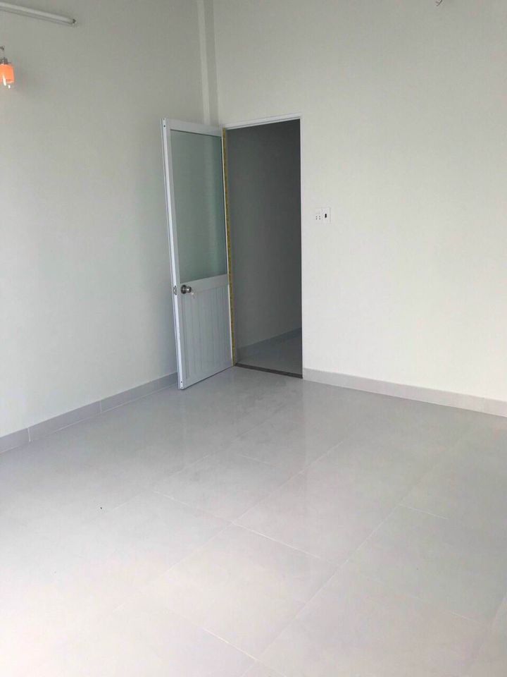 BÁN NHÀ 1 TRỆT 1 LẦU ĐƯỜNG ĐINH ĐỨC THIỆN CÁCH CHỢ BÌNH CHÁNH 5 PHÚT nhà có 4 phòng ngủ 2 toilet