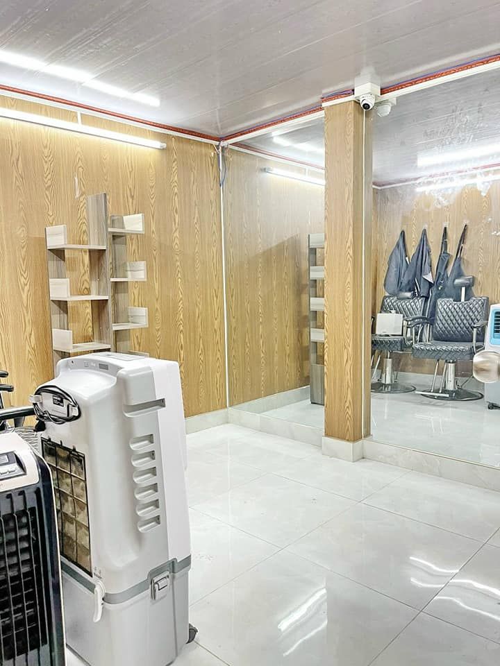 Cần bán nhà ngay chợ phú thuận quận 7