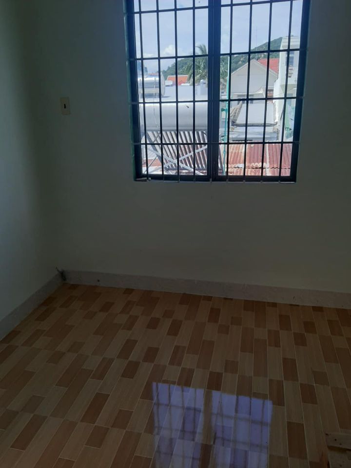 Bán nhà hẻm đường Phạm Tu Phường Vĩnh Hải Diện tích: 68 m2, ngang 4m ,dài 17m full ODT