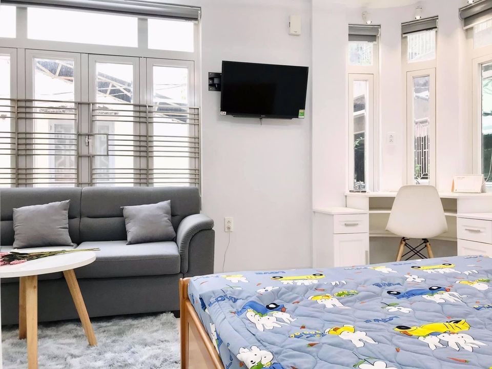 Cho thuê Căn hộ dịch vụ quận 1 Lý Tự Trọng Ban công bến thành, q1 Điện 4k