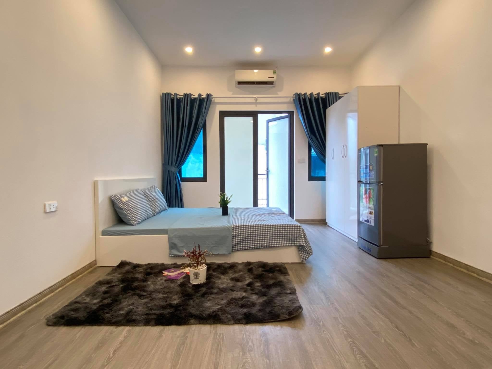 CHO THUÊ PHÒNG NGÕ 175/77 SỐ 20 LẠC LONG QUÂN , CẦU GIẤY Full nội thất đầy đủ tiên ich