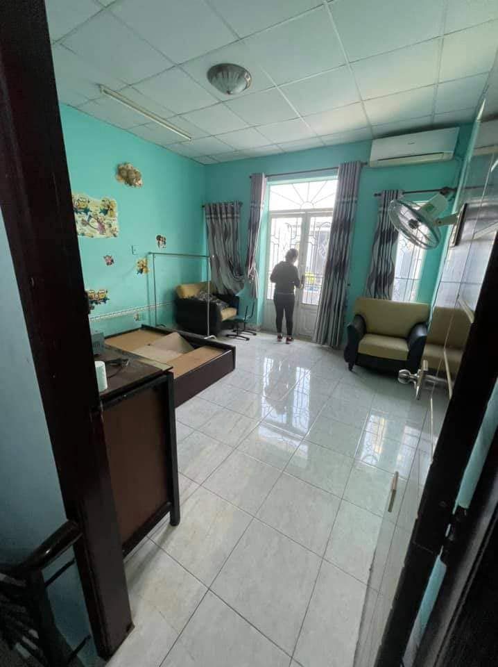 CẦN CHO THUÊ GẤP NHÀ TRẦN XUÂN SOẠN Q7 gần Q5 Nhà hẻm 701
