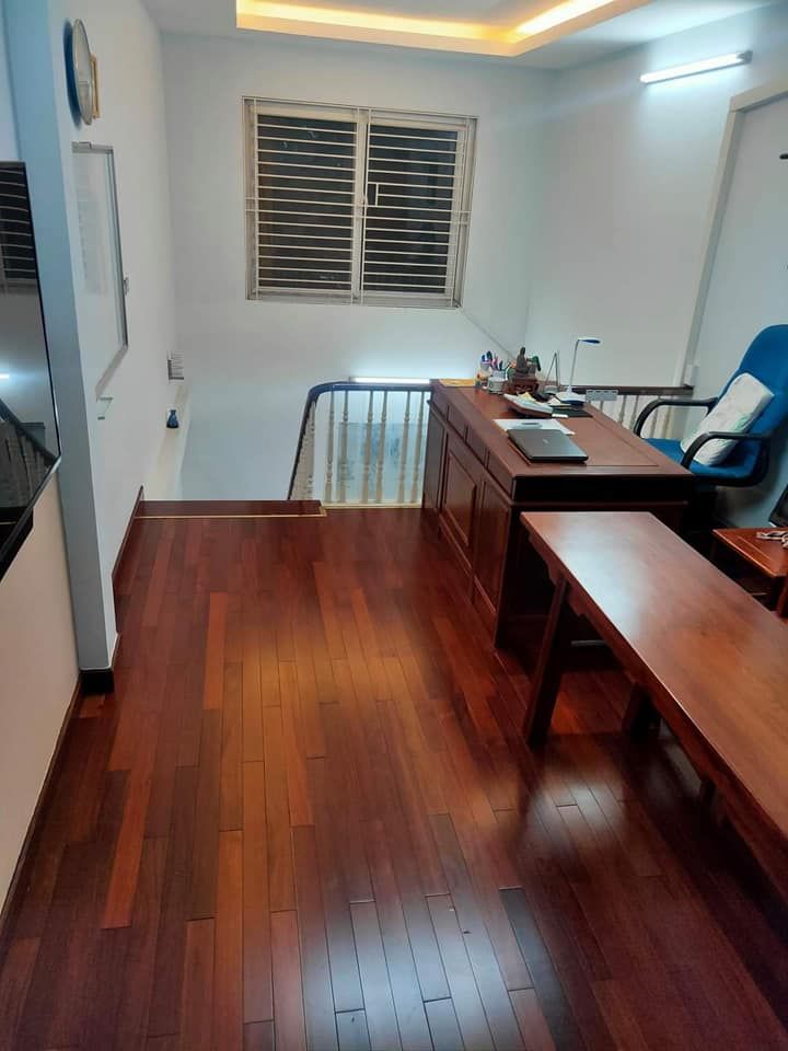NHÀ ĐẸP LONG LANH TRUNG TÂM CẦU GIẤY AN SINH TIỆN ÍCH ĐỈNH