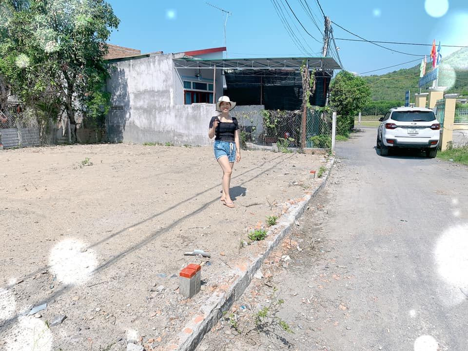 Cần bán lô đất Diên Sơn cách Nhà thờ cây vông chỉ 3p đi xe cách đường mỏ đá 20m