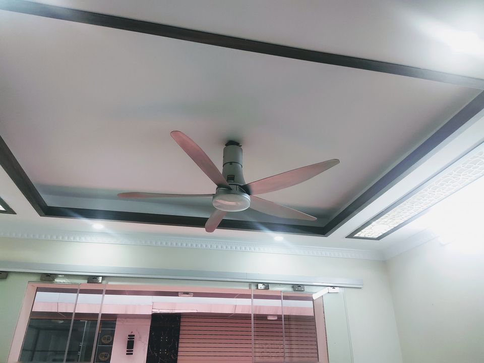 Nhà hiếm vị trí đẹp vài bước chân ra đường ôtô,gần chân cầu vượt Xuân Phương Nam Từ Liêm