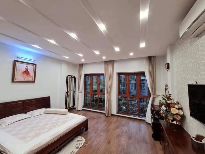 BÁN NHÀ MẶT PHỐ QUANG TRUNG 6 TẦNG THANG MÁY MẶT TIỀN ĐẸP KINH DOANH BẤT CHẤP