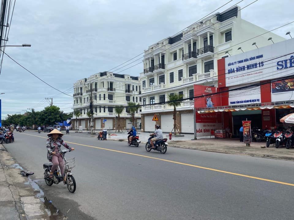 Dự án HOT Bình Dương làng chuyên gia Phú Uy Khang mở bán 8 shop house và 46 lô đất