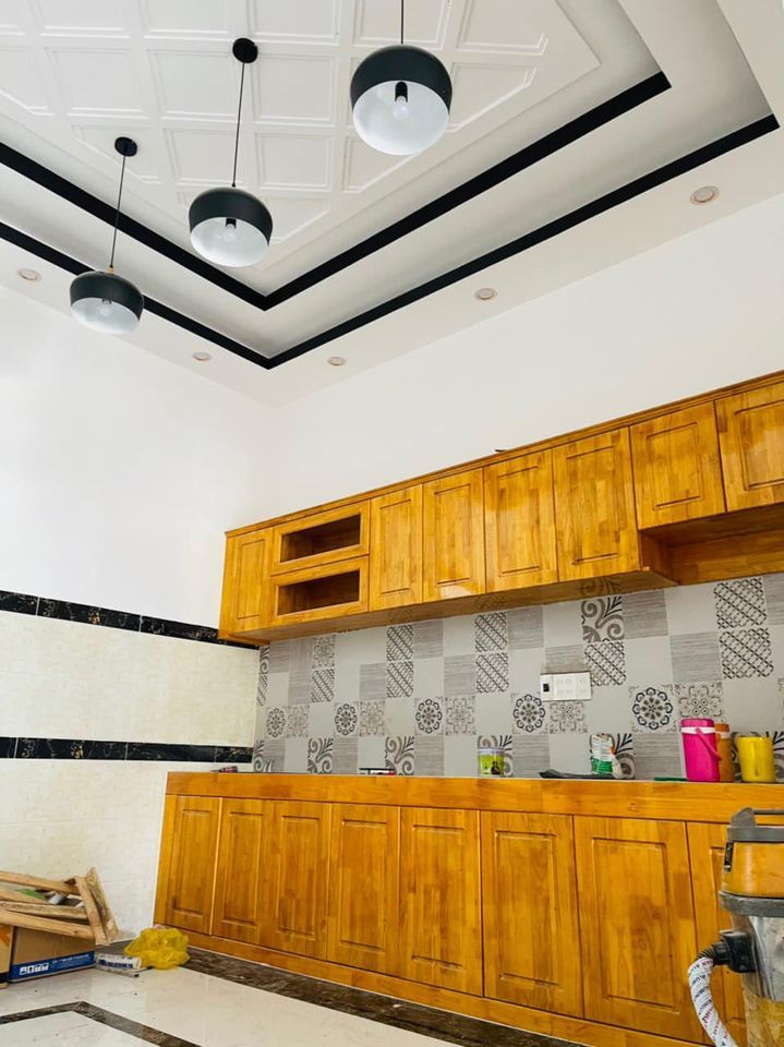 Bán nhà tân cổ điển (xây mới 100%) Nhà mặt tiền đường số 4 khu tái định cư p4 Diện tích 4*15
