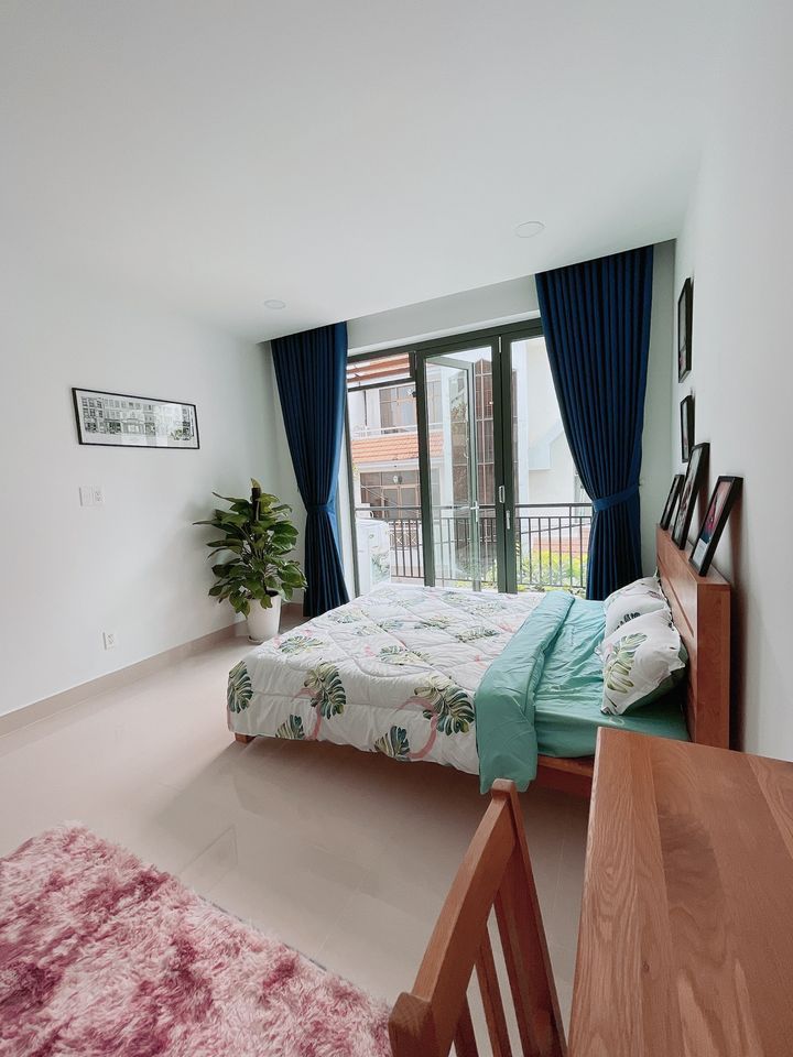Cho thuê căn hộ dịch vụ mới ra mắt. 100% full nội thất 166 Thích Quảng Đức, p4, Phú Nhuận