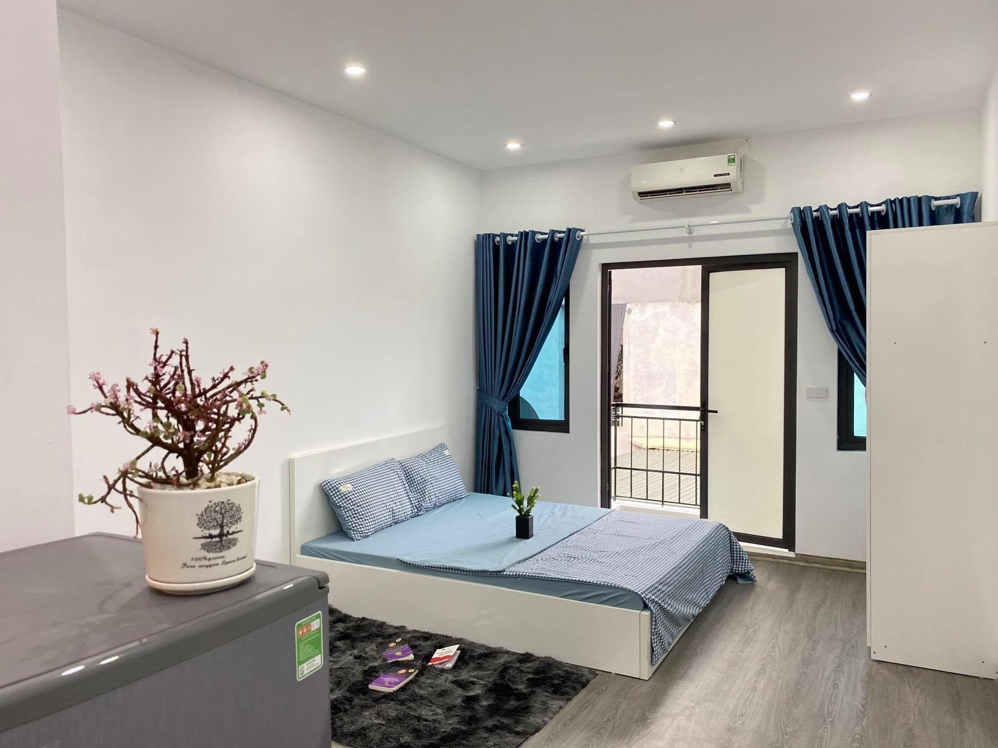 CHO THUÊ PHÒNG NGÕ 175/77 SỐ 20 LẠC LONG QUÂN , CẦU GIẤY Full nội thất đầy đủ tiên ich