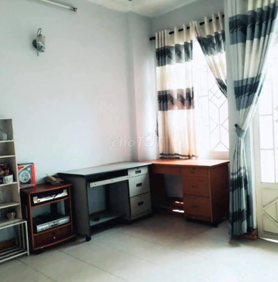 Cho thuê nhà Nguyên căn Đường số 8, P. Hiệp Bình Chánh, Quận Thủ Đức 1 trệt, 2 lầu, có sân thượng