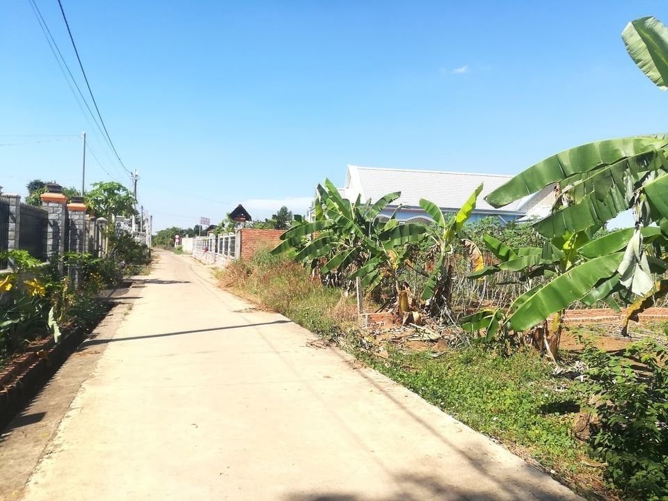 BÁN ĐẤT KCN NAM ĐỒNG PHÚ Lô đất đẹp ngay Tân Lập, Đồng Phú. Kế bên đang xây biệt thự DT 1200m