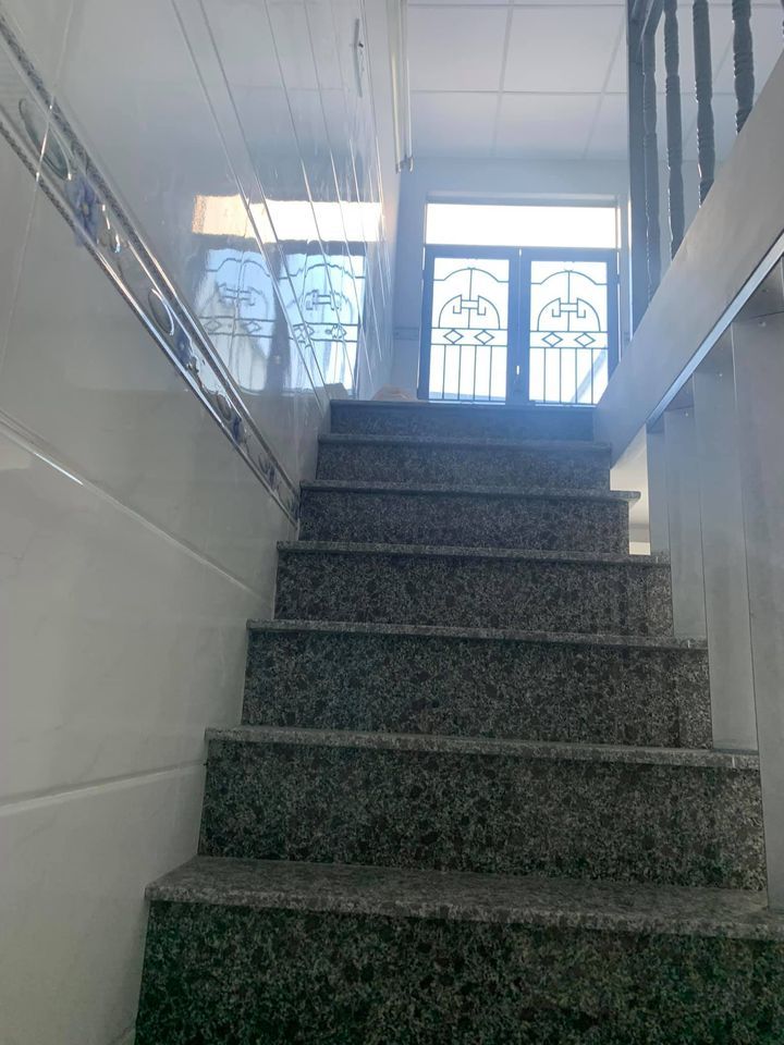 Cho thuê Nhà nguyên căn rẻ nhất khu vực Đường 53 , Tân quy , quận 7 DT 3m* 6m , 1 trệt 1 lầu