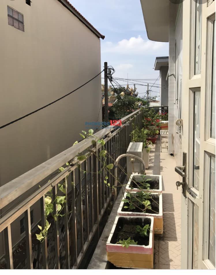 Cho thuê nhà nguyên căn 1T2L, điện nước riêng, gần chùa Vạn Đức, Tô Ngọc Vân, quận Thủ Đức.