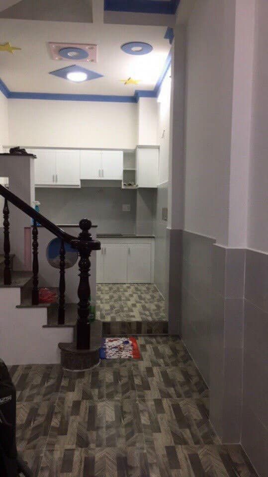 Bán nhà Mặt Tiền đường Khuông việt Phuờng Phú Trung Quận Tân Phú Giáp Q11