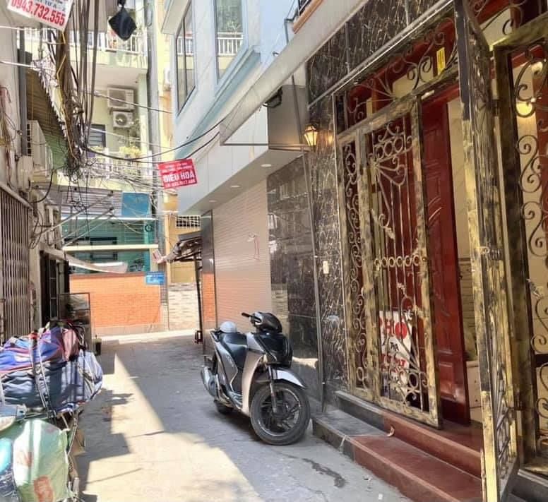 BÁN NHÀ ĐẸP TRUNG TÂM QUẬN HAI BÀ 5 TẦNG KINH DOANH NHỎ Ô TÔ 5 TẠ ĐỖ CỬA HAI MẶT THOÁNG