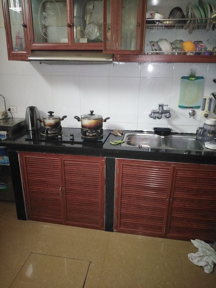 BÁN NHÀ LIỀN KỀ KHU VỰC SONG PHƯƠNG HOÀI ĐỨC Diện tích 42m2, thiết kế hiện đại. Hướng Tây Bắc