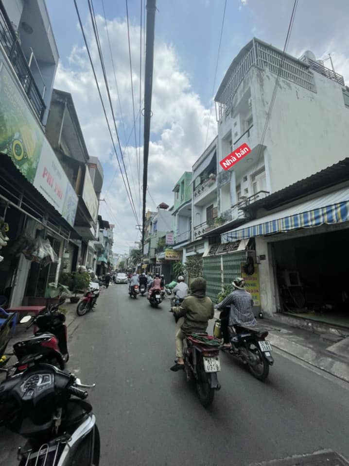 Bán nhà Mặt Tiền đường Khuông việt Phuờng Phú Trung Quận Tân Phú Giáp Q11