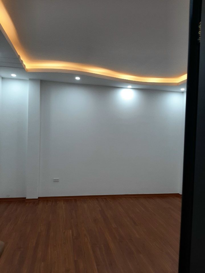 Bán nhanh căn nhà 5 tầng Đình Quán Phúc Diễn Nam Từ Liêm 3 phòng ngủ