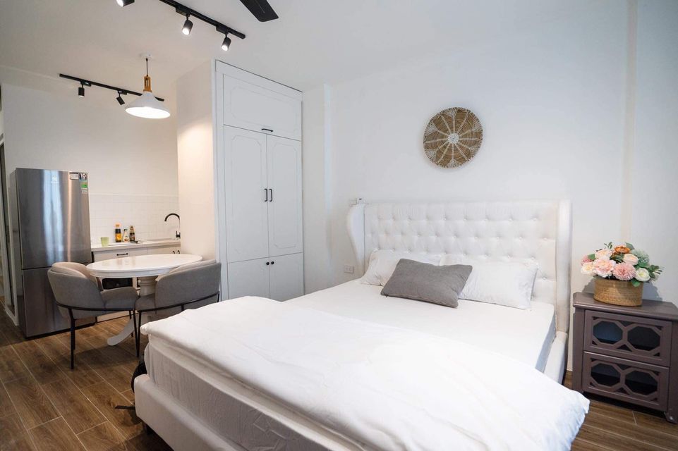 bán nhà 11 tầng Đường Lương Thế Vinh, P. Trung Văn, Q. Nam Từ Liêm, Hà Nội. 61m2; Mặt tiền: 4,5 m2