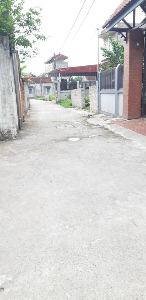 Cc bán thửa thổ cư Lô góc mặt đường. DT 311,2m2. Lô góc 2 MT 18,83m x 16,65m. Trường Thịnh Ứng Hòa