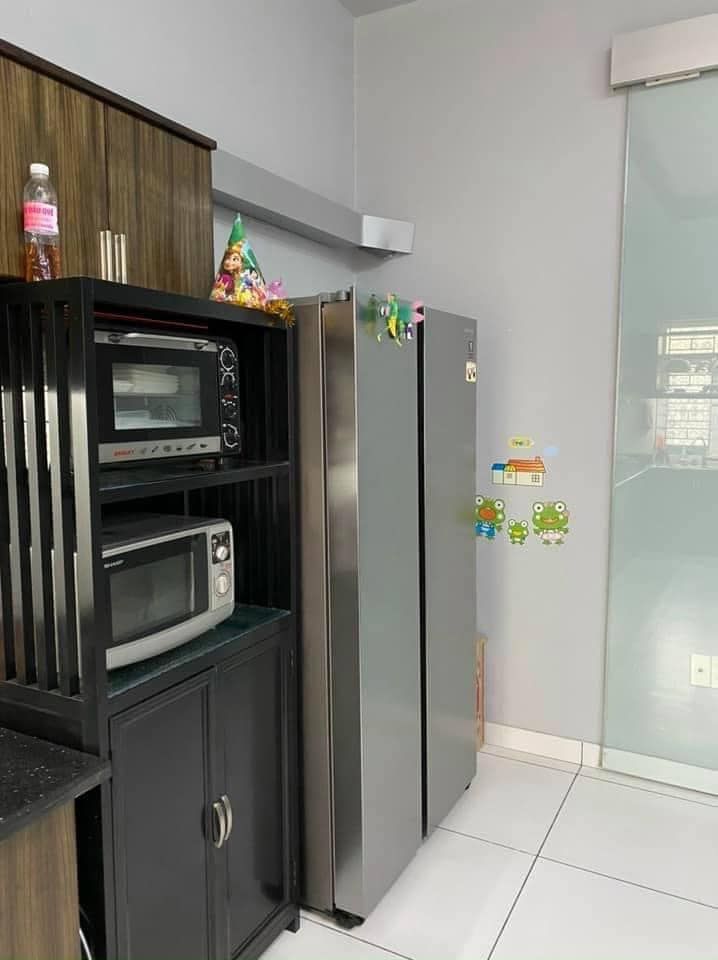 Chính Chủ gửi bán nhà 3 tầng mặt phố Đinh Tiên Hoàng khu Đông Nam cường MT 4m DT 68m